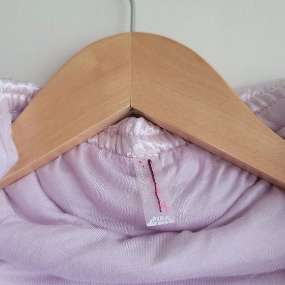 Free People‎ Movement, Shine Bright Pullover, Soft Silvery Lavendar, Size Small - Picture 15 of 16